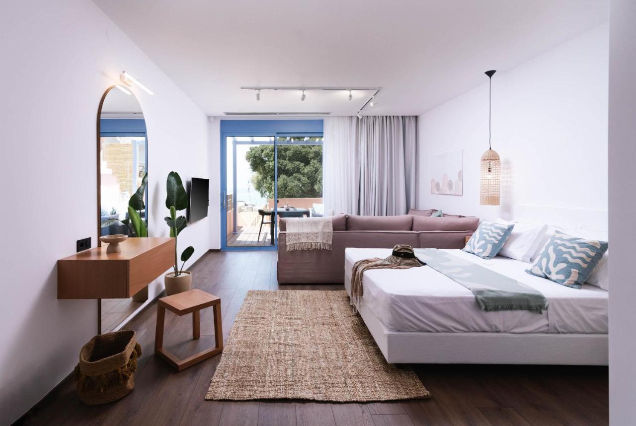 קוקינוס פירגוס Suites De Luxe Katerina מראה חיצוני תמונה