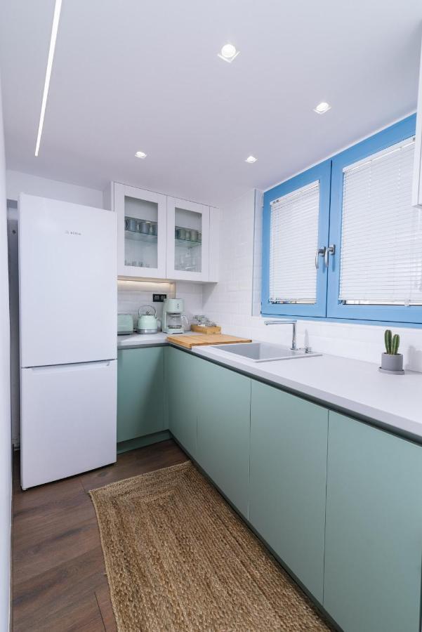 קוקינוס פירגוס Suites De Luxe Katerina מראה חיצוני תמונה
