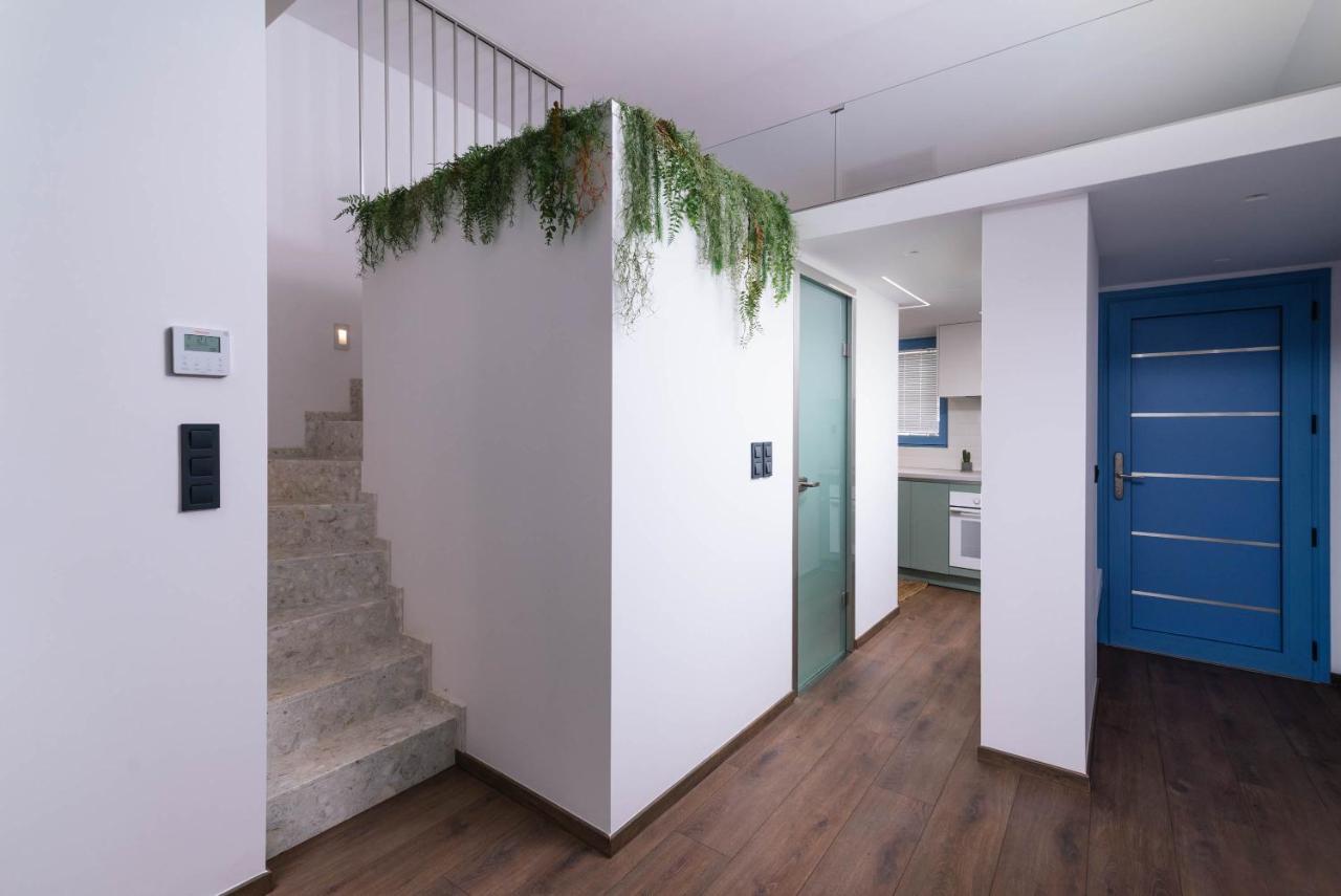 קוקינוס פירגוס Suites De Luxe Katerina מראה חיצוני תמונה