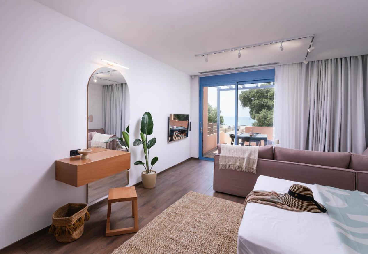 קוקינוס פירגוס Suites De Luxe Katerina מראה חיצוני תמונה